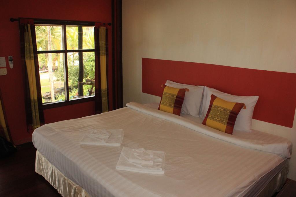 Hindard Resort Ko Kut Exterior photo